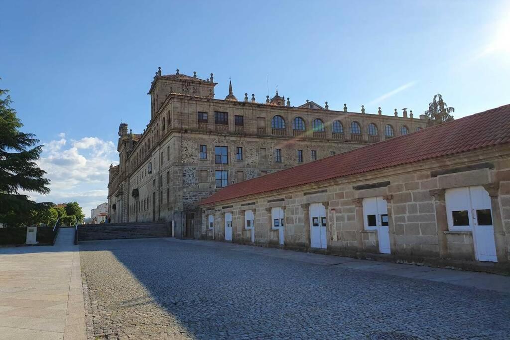 Luminoso Loft Lejlighed Monforte De Lemos Eksteriør billede